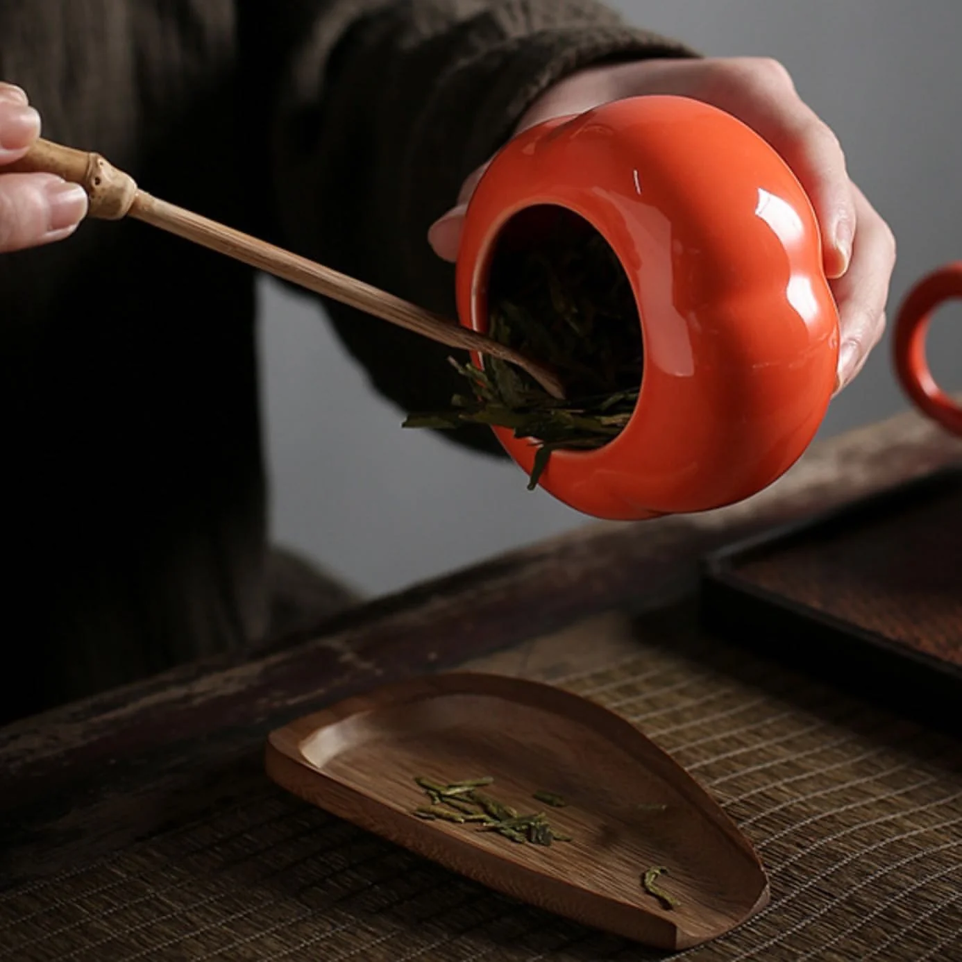 Traditional Chinese Tea Set- Ceramic Red Persimmon Tea Set with cups and Tea Plant Canister